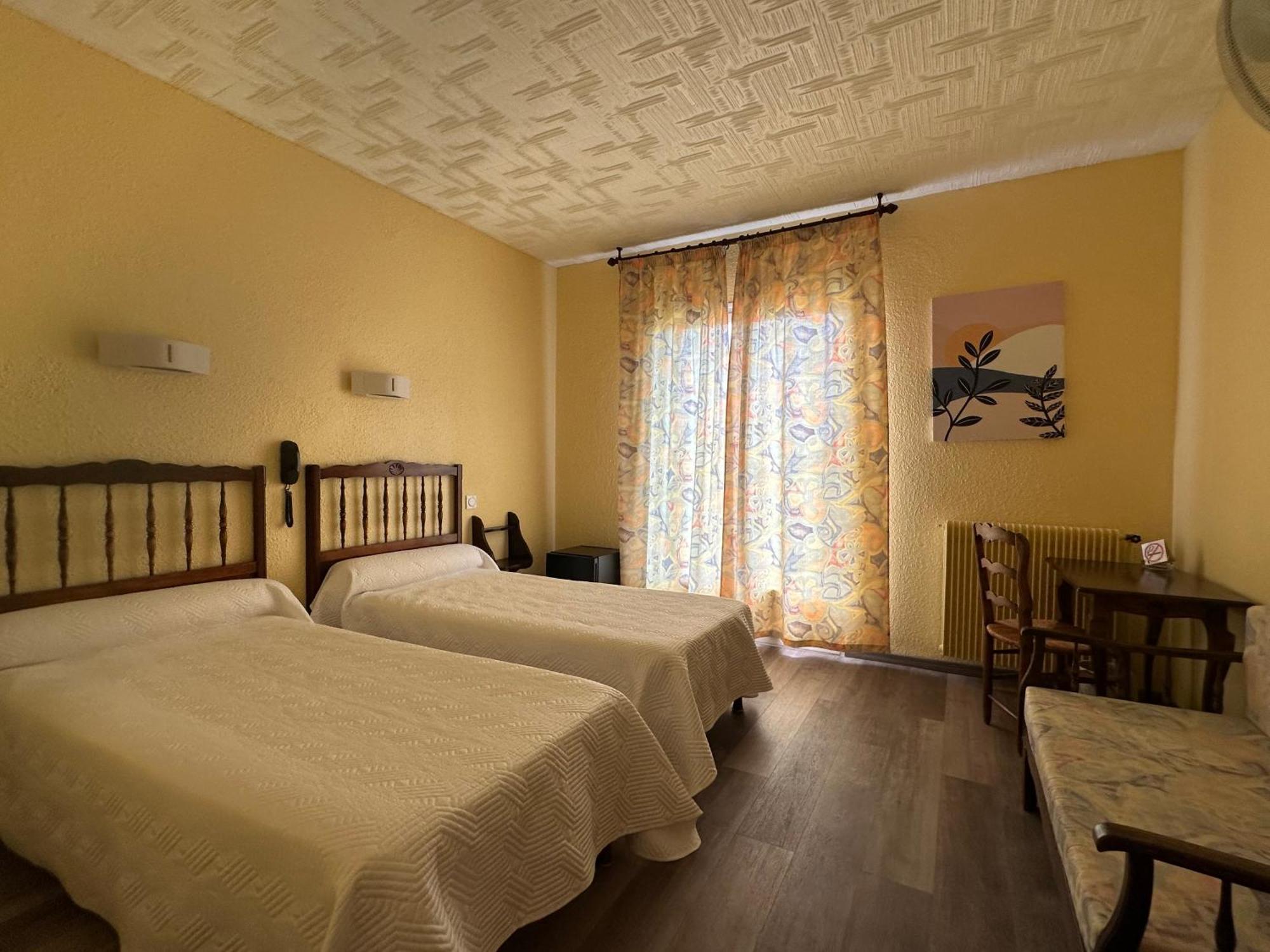 Hotel Ambeille Vue Mer Collioure Exterior foto